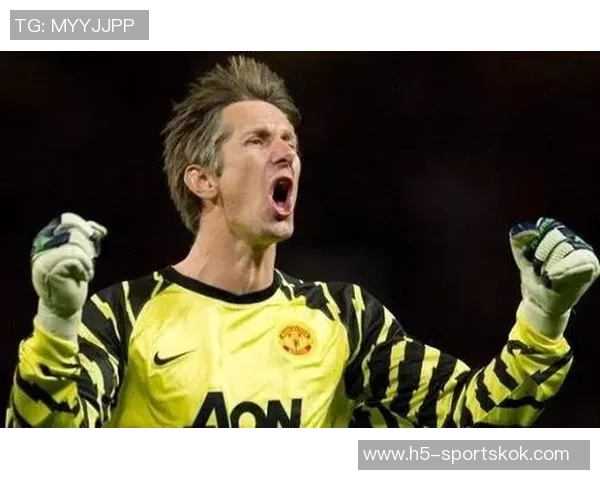 拉亚金身告破之际范德萨仍坚守英超不失球纪录1311分钟