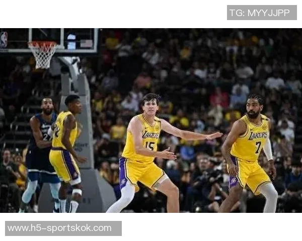 湖人末节进攻停滞不前文森特三分球引发太阳替补席狂欢 湖人末节进攻停滞不前文森特三分球引发太阳替补席狂欢