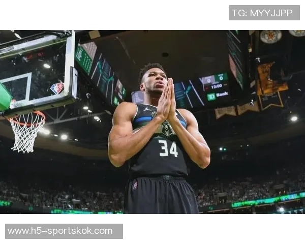 萨尔面对字母哥压力巨大10投5中贡献10分12篮板3助攻表现平平